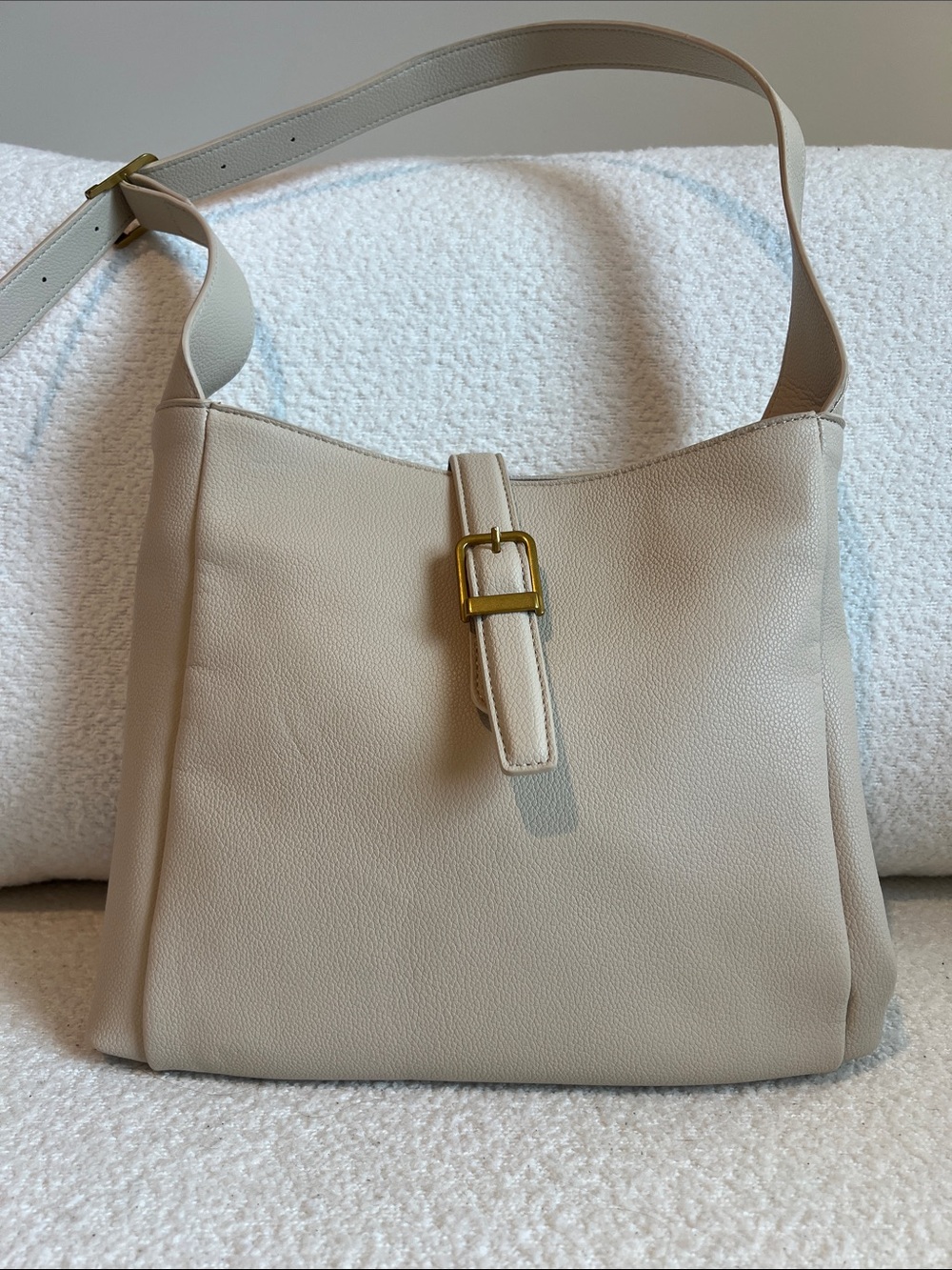 Missnine Classic Cream Vegan Leather Shoulder Bag with Buckle Strap